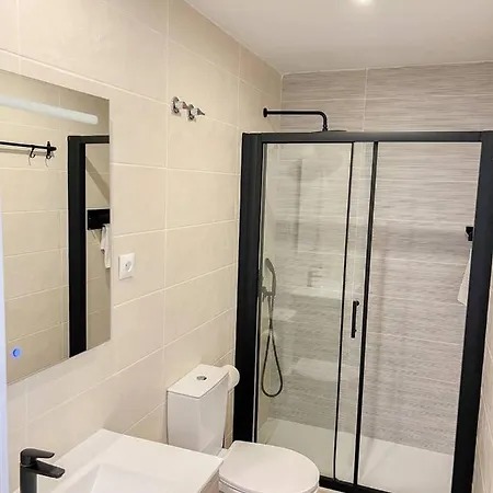 Apartment Lovely Flat Center 2 Bedrooms